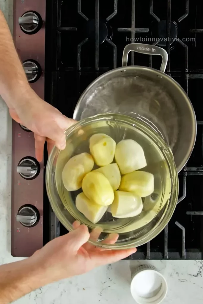 How to Make Fluffy Mashed Potatoes - Lump Free Mashed Potatoes - Boil the Potatoes