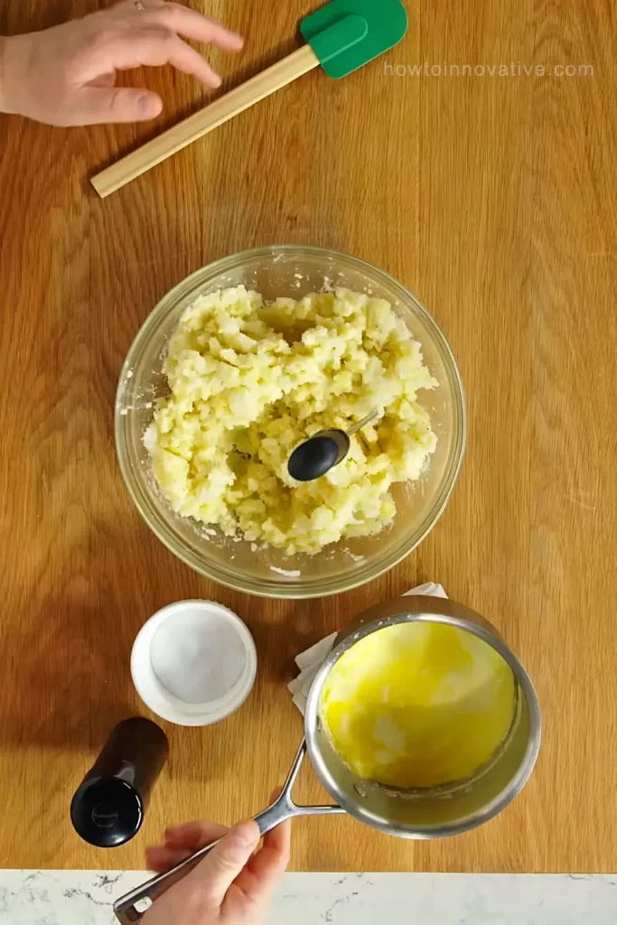 How to Make Fluffy Mashed Potatoes - Lump Free Mashed Potatoes - Mash the Potatoes